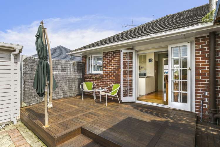 9 Paton Avenue Te Atatu South_4