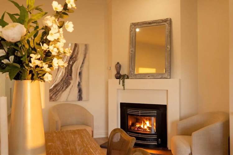 13 Eastvale Close Greenhithe_9