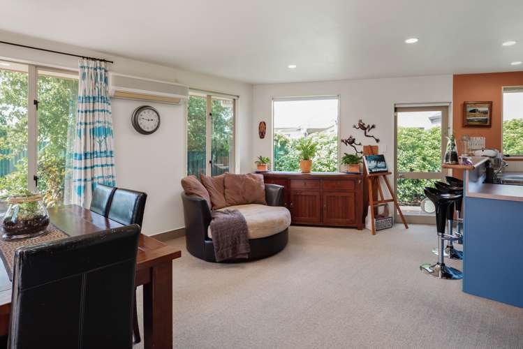 3 Houghton Crescent Redwoodtown_3