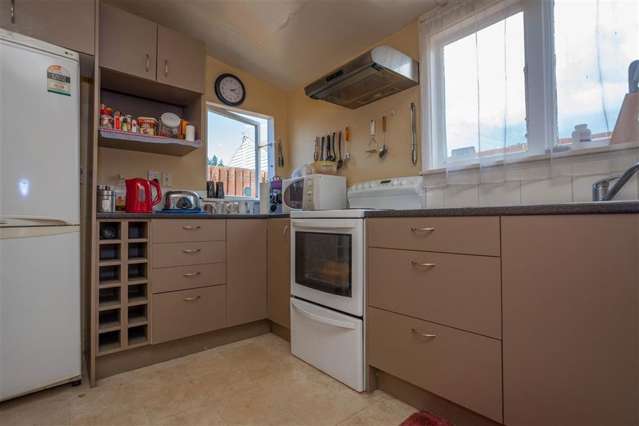 1/136 Pages Road Wainoni_4