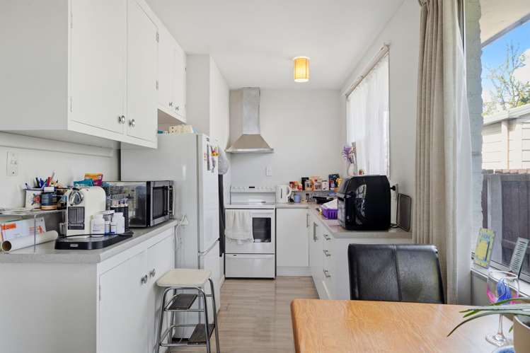 2/50 Reynolds Avenue_3