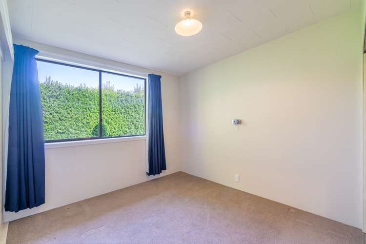 8 Newcastle Street Riversdale_14