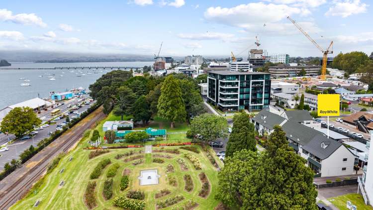 1/18 Cliff Road Tauranga_14