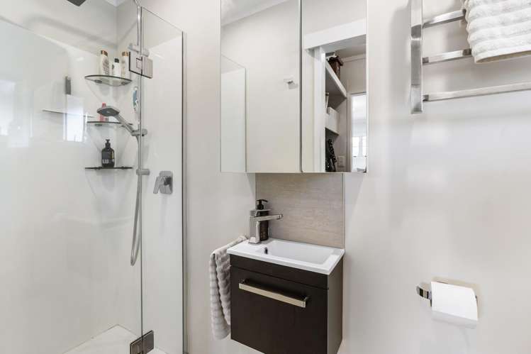 14 Cumbrian Place Conifer Grove_14