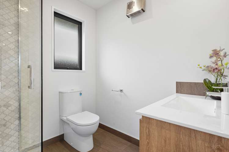 64 Blunden Road Lincoln_11