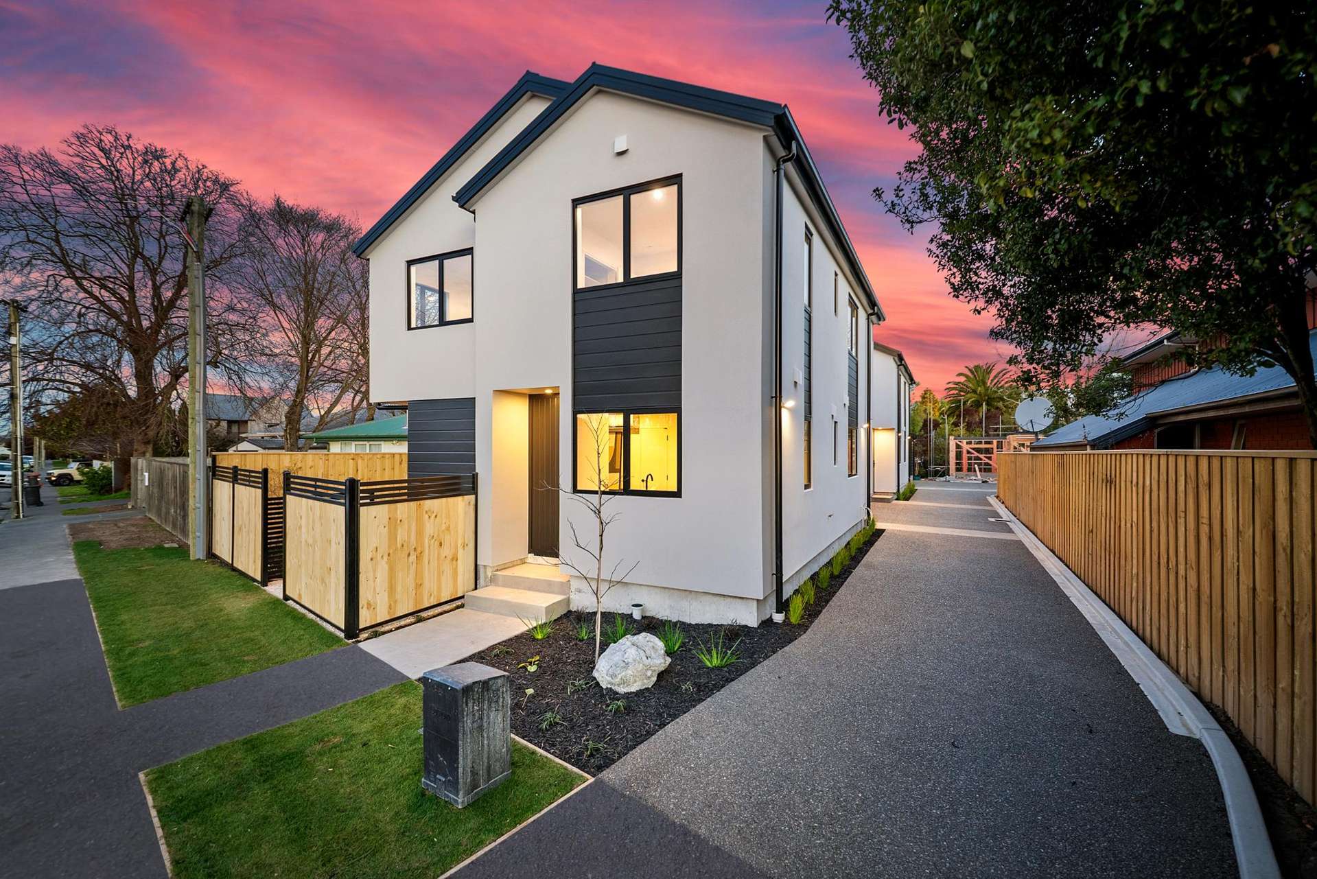 1/118 McFaddens Road St Albans_0