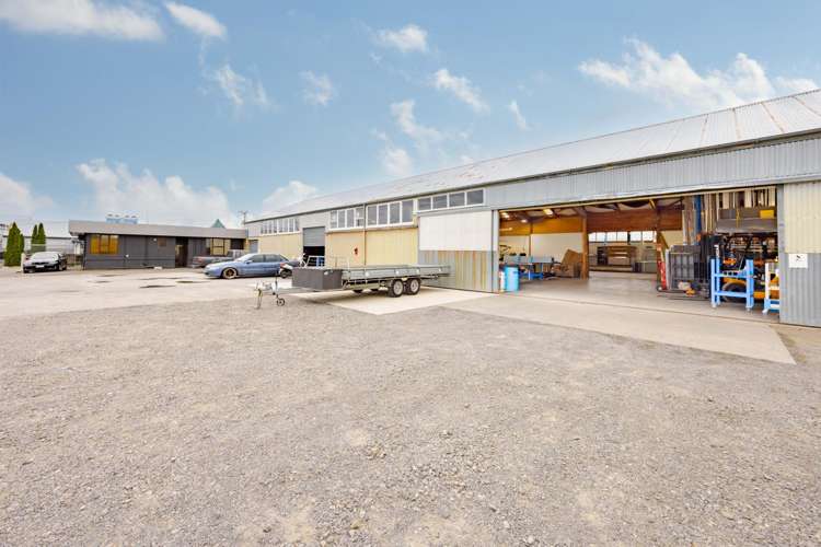 55 and 57 Dunlop Road Onekawa_11