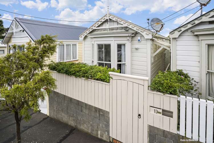 17 Douglas Street Mount Cook_9