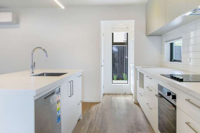 2/16 Moule Street Addington_2