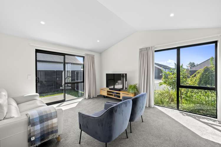 17 Vitalia Crescent Lincoln_11