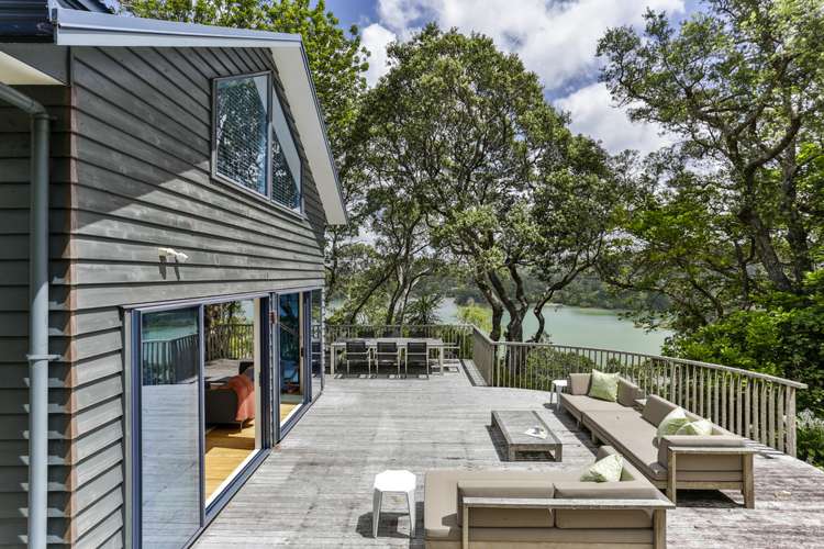 33 Arapito Road Titirangi_15