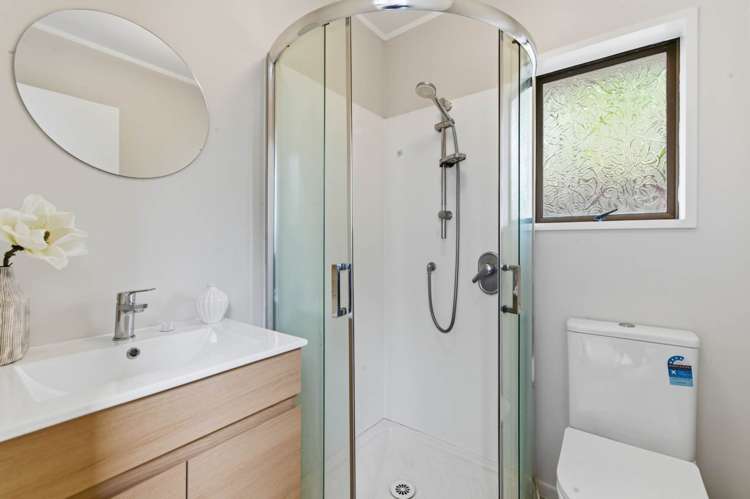 2/14 Galloway Crescent Farm Cove_16