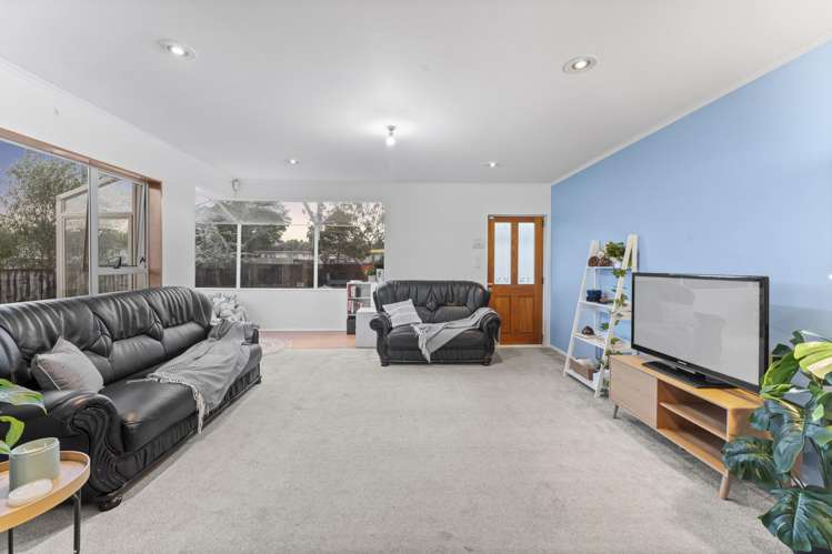 123 Universal Drive Henderson_7