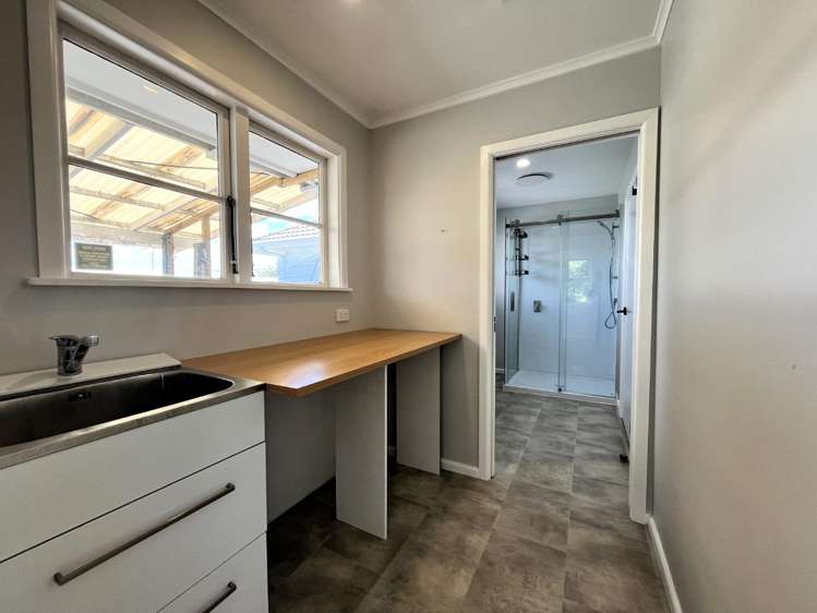 506A Park Road South 10474_17