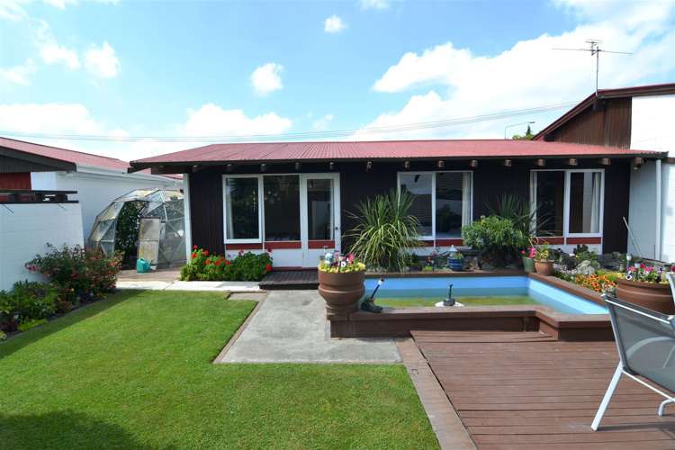 76 Racecourse Road Sockburn_14