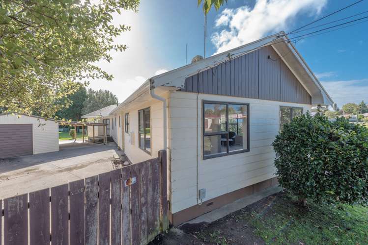 49 Thames Road Paeroa_15