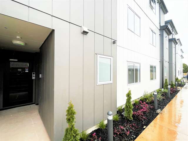 G05/3 Beaumonts Way Manurewa_1