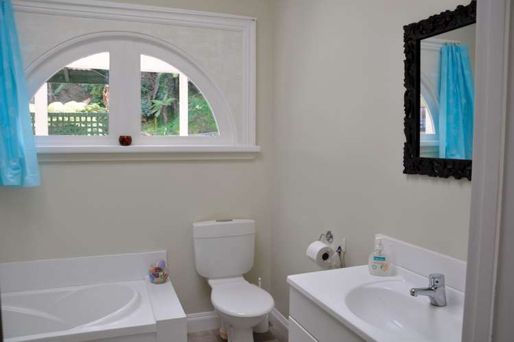 84 Old Waitekauri Road Waikino_16