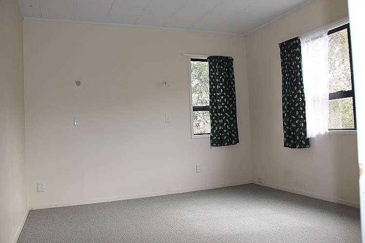 24 Leiden Place Totara Vale_8