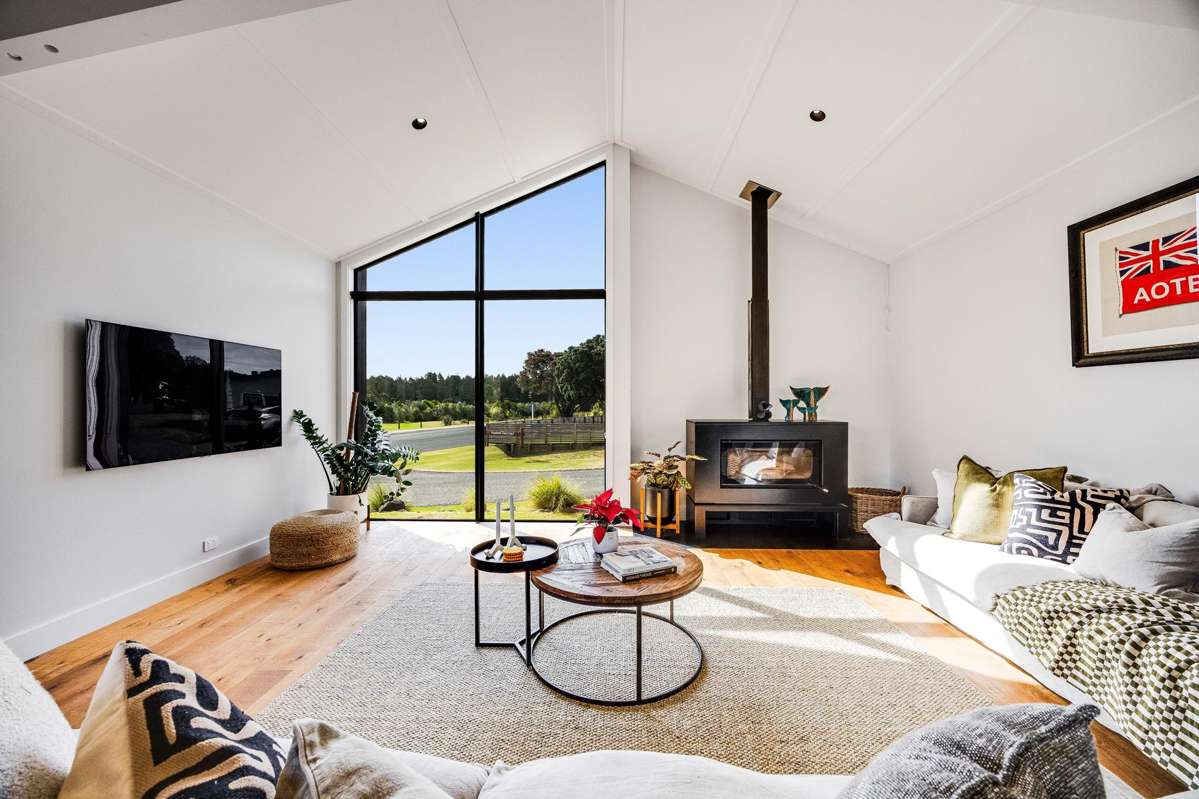 2 Pioneer Crescent_1