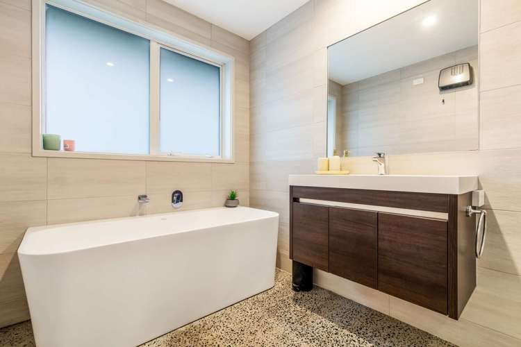 5 Meadowbank Rise Bethlehem_21