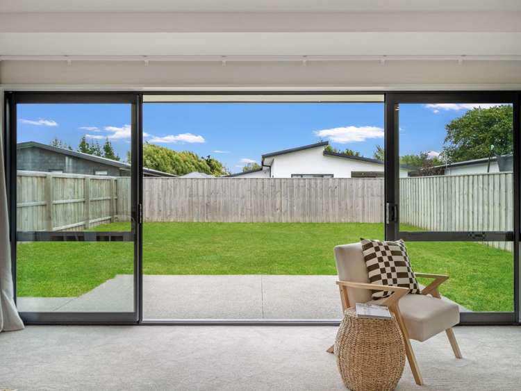 26 Quinn Crescent Woodend - Waimakariri_11