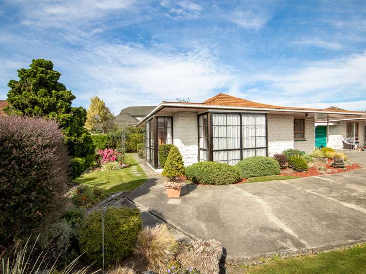 2/9 Manor Place Redwoodtown_0