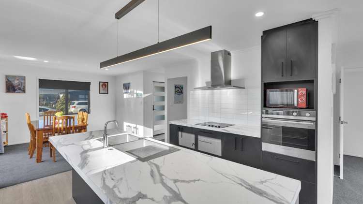 24 Westbrook Avenue_1