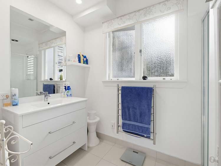 605 Sealey Street Thames_21