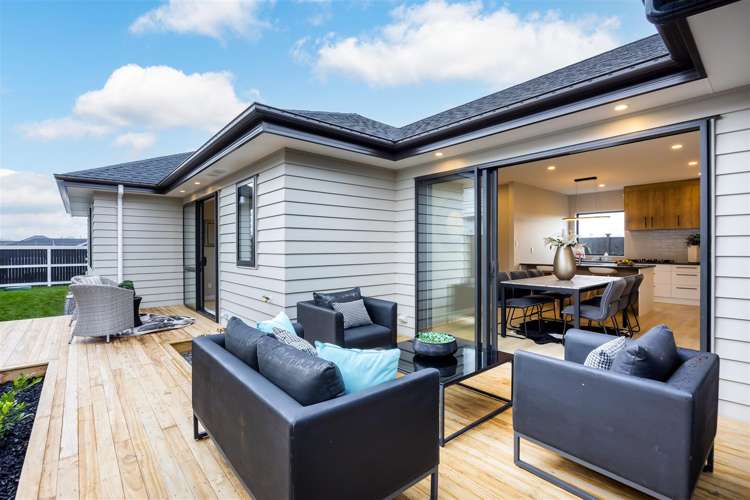 74 Argent Lane Wainui_21