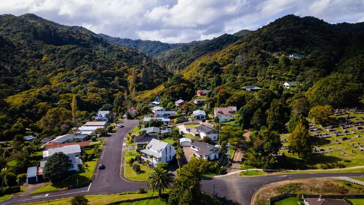 200 Danby Street Thames_31