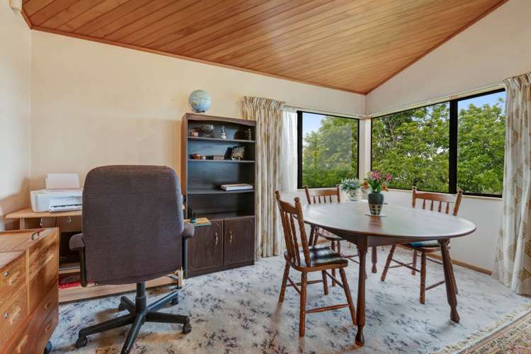 2/1 Captain Street Helensville_17