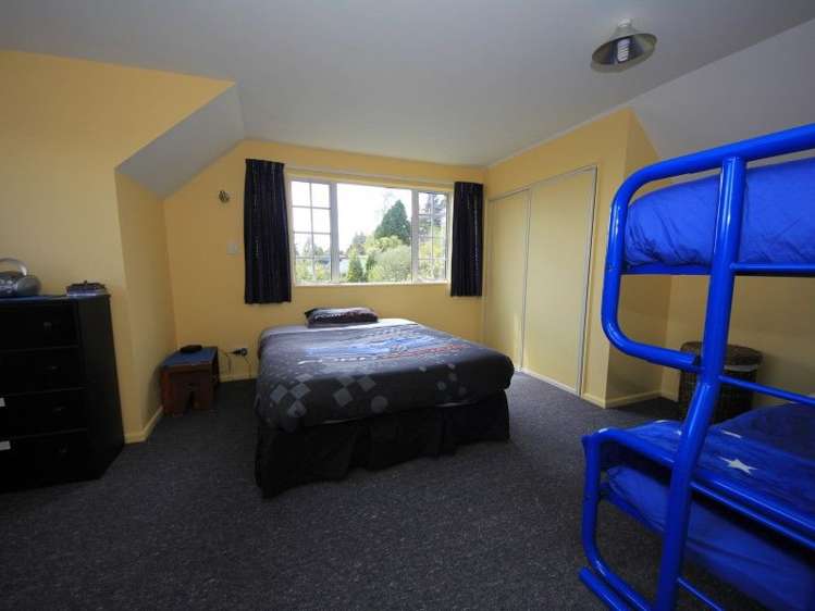 42 Cathedral Drive Manapouri_19