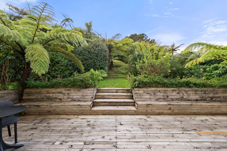 39 Victory Avenue Karori_15