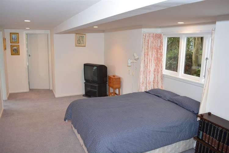 19 Watson Street Akaroa_10