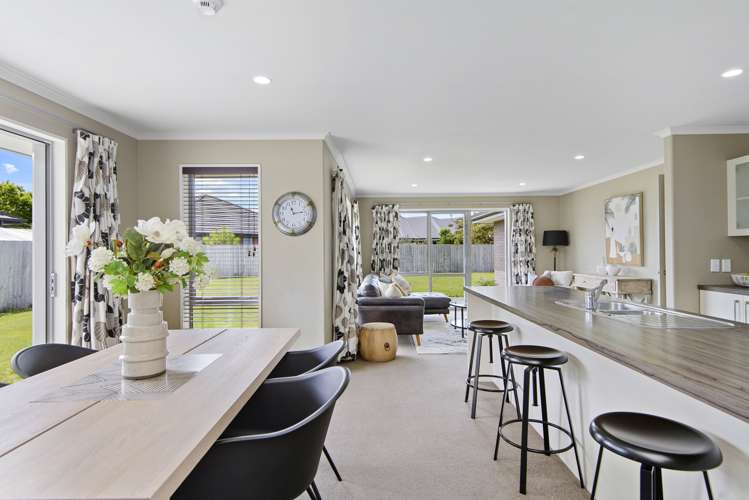 70 Aidanfield Drive Aidanfield_5