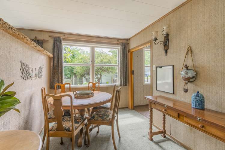 31 Holyoake Crescent Avalon_10