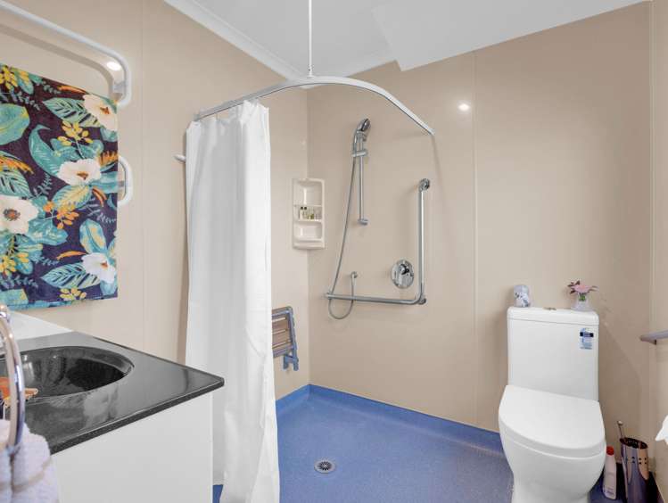 42 Ayrshire Drive Grandview Heights_22