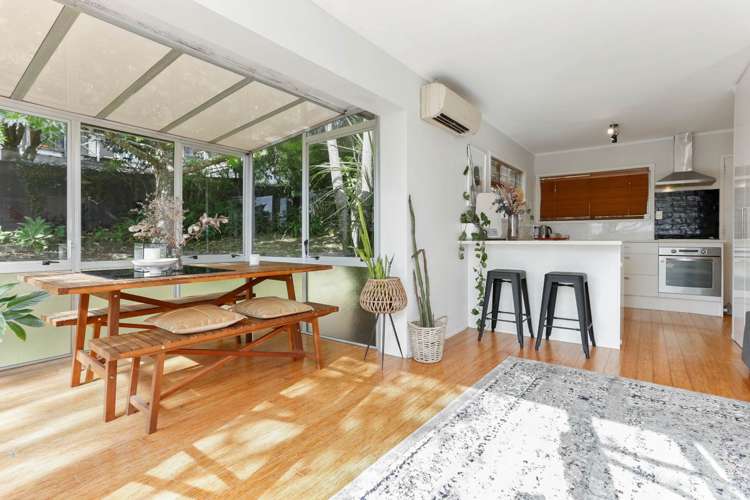 2/68 Stott Avenue Birkdale_5