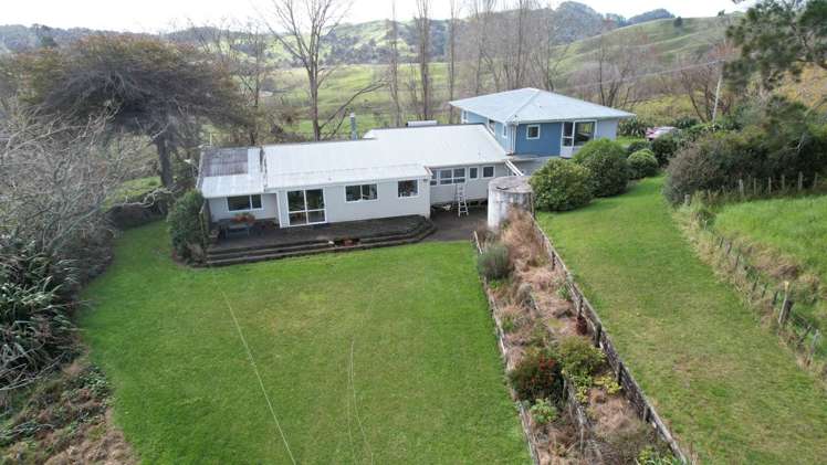 398 Bull Road Paparoa_14