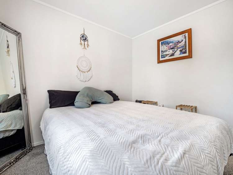 39 May Street Hamilton East_19