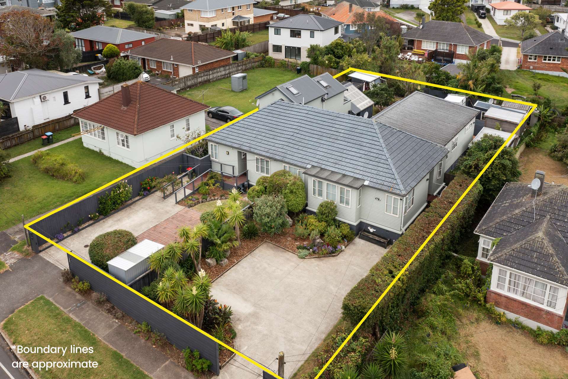 8 & 10 Beagle Avenue Owairaka_0