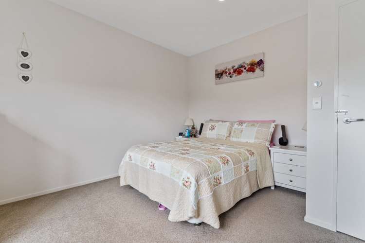 74/42 Holly Street Avondale_13