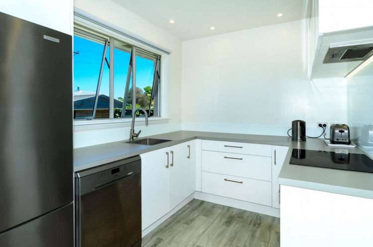 318 Pine Avenue South New Brighton_14