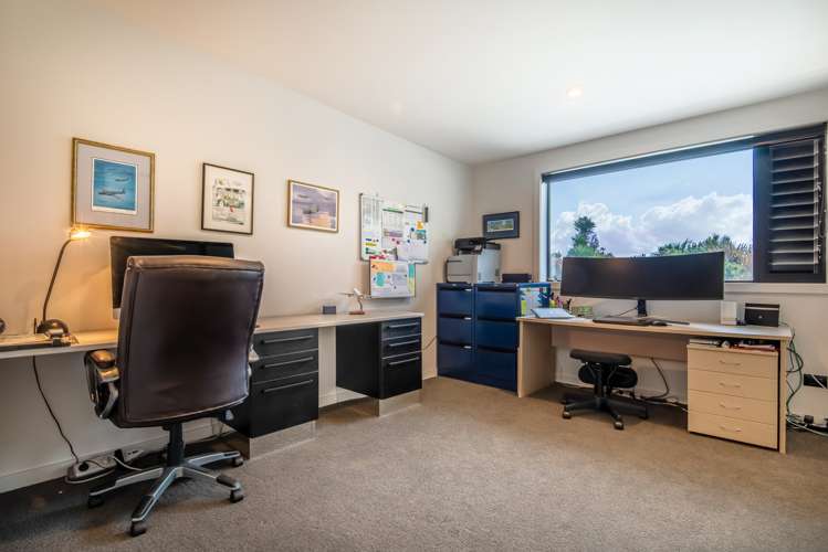 14 Tuparekura Road South Head_15