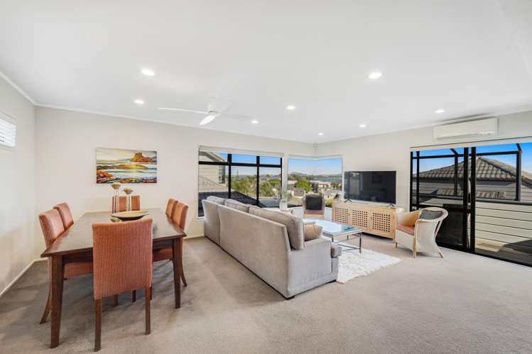 2/19 Devon Road Bucklands Beach_7