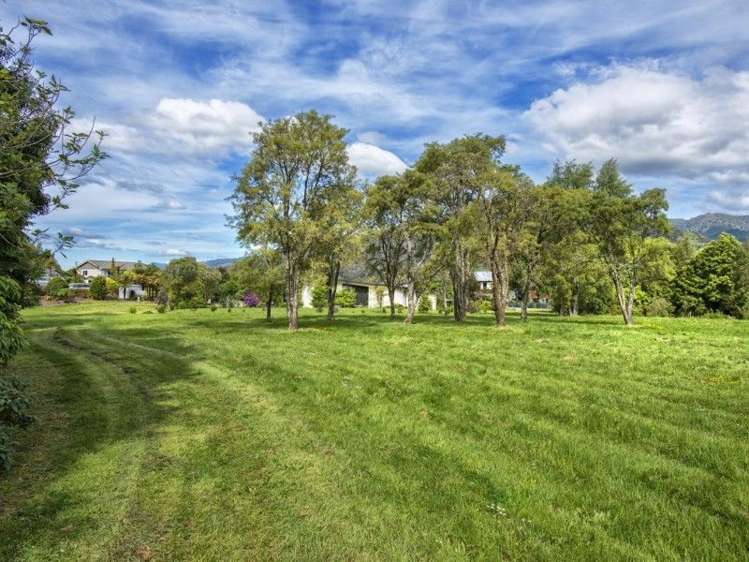 5 Thompson Place Anakiwa and Surrounds_17