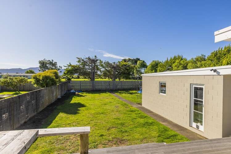 77 Gray Avenue Paraparaumu Beach_15