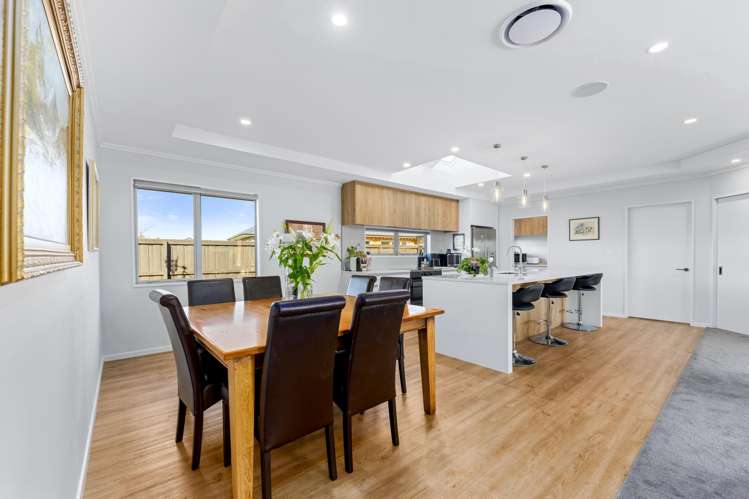 5 Coopworth Mews West Melton_9