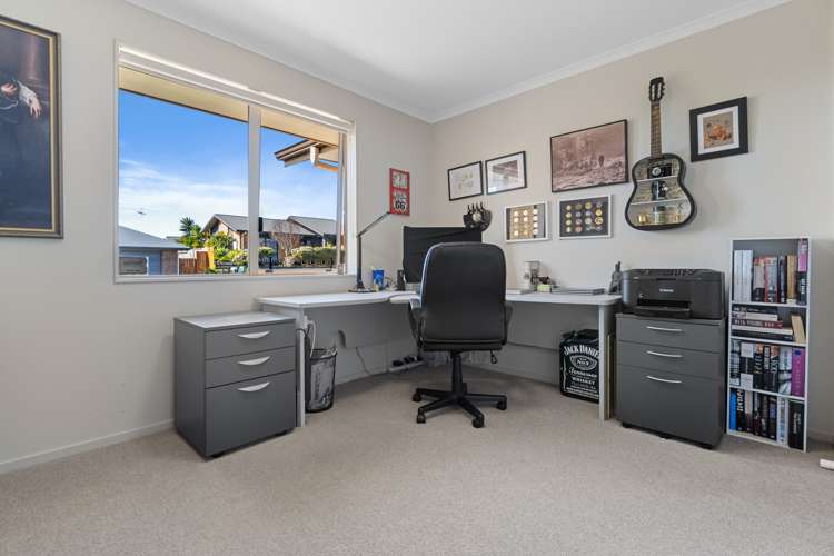 4 Ruske Place Grandview Heights_15